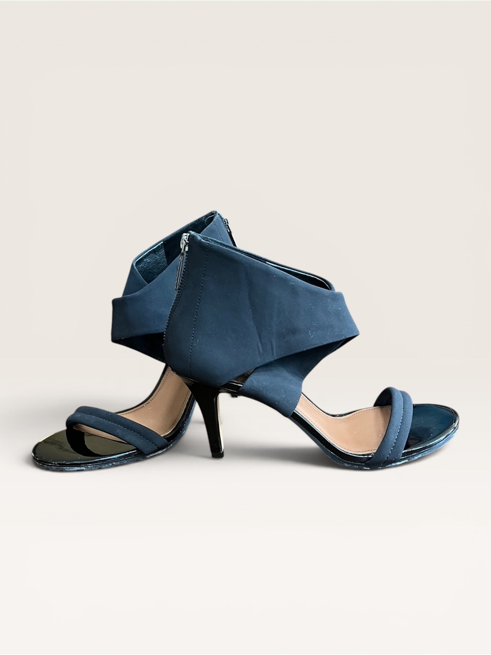 Donald J. Pliner Black Heels 11